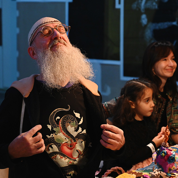 �������� ����� ����� �������� � �������� �������� � ��� ��������