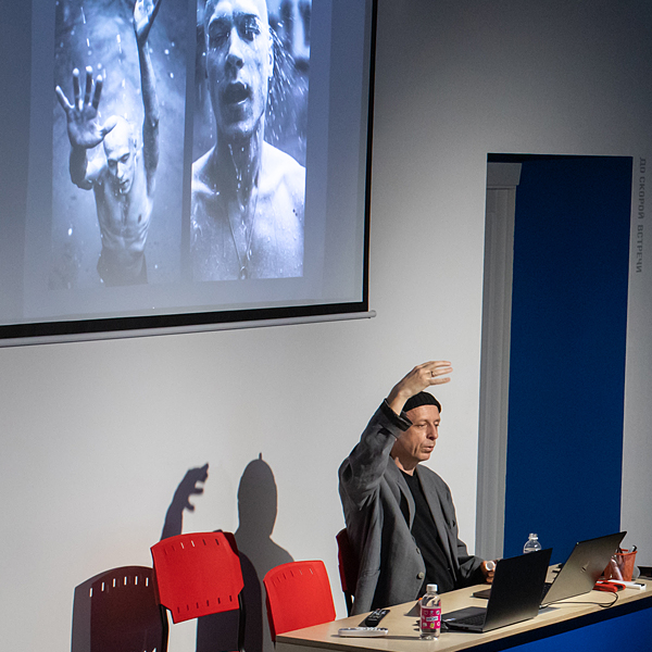 ����� ������� � ������� ���������� � ����������