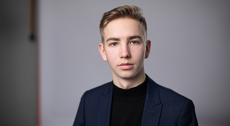Иван Топников – администратор проекта в технологической компании