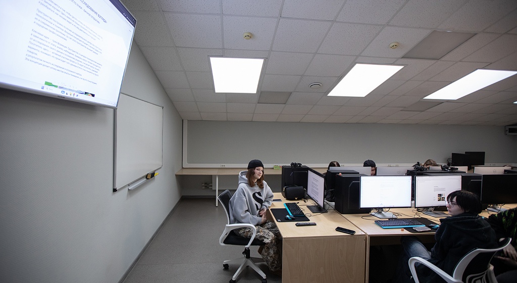 Концепции-редизайна-от-студентов3.jpg Концепции-редизайна-от-студентов3.jpg