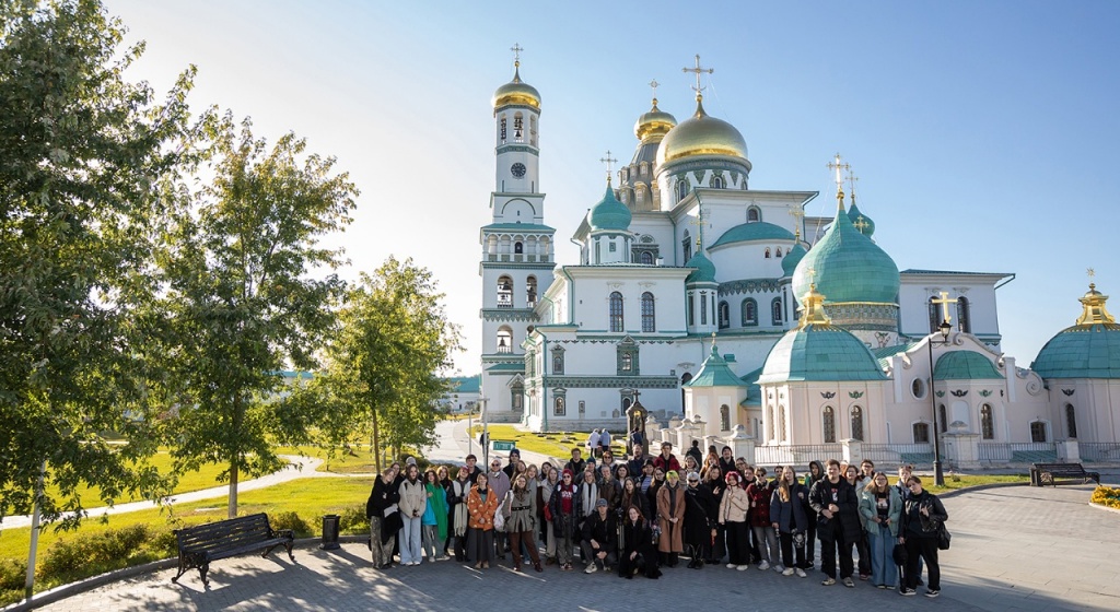 год-в-институте-дизаина-ИГУМО-17.jpg год-в-институте-дизаина-ИГУМО-17.jpg